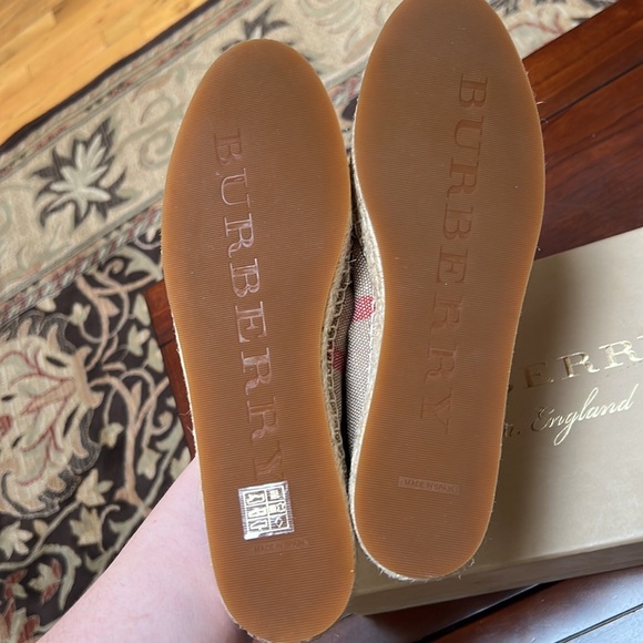 TODAY ONLY 💋 NWT BURBERRY ESPADRILLE FULL SET - Picture 4 of 8